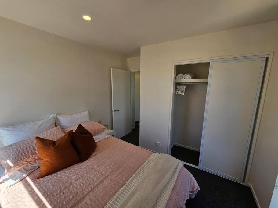 Cosy Central Home - Walk To Cbd & Free Escooters! Christchurch Esterno foto
