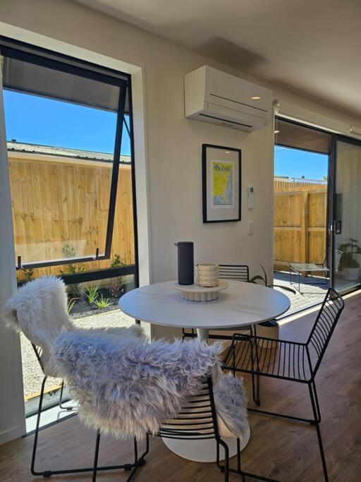 Cosy Central Home - Walk To Cbd & Free Escooters! Christchurch Esterno foto
