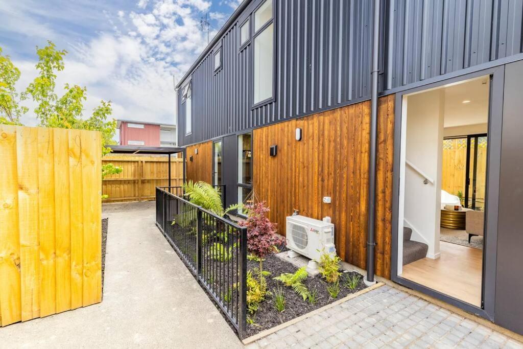Cosy Central Home - Walk To Cbd & Free Escooters! Christchurch Esterno foto